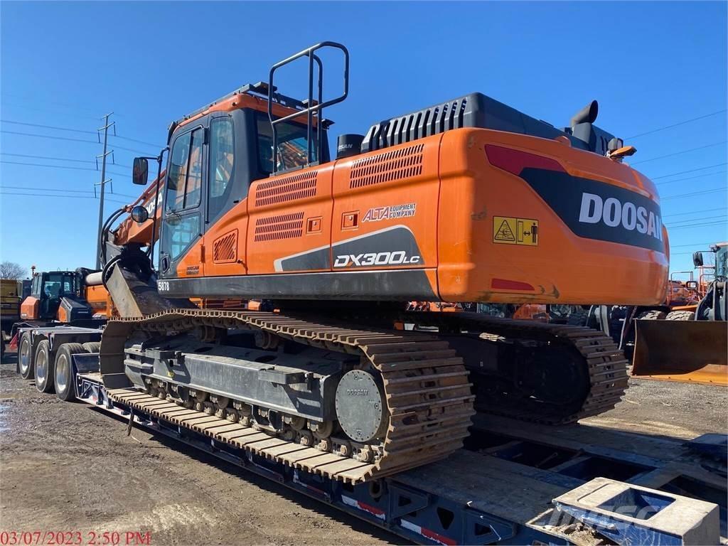 Doosan DX300 LC-5 Paleta de manipulare