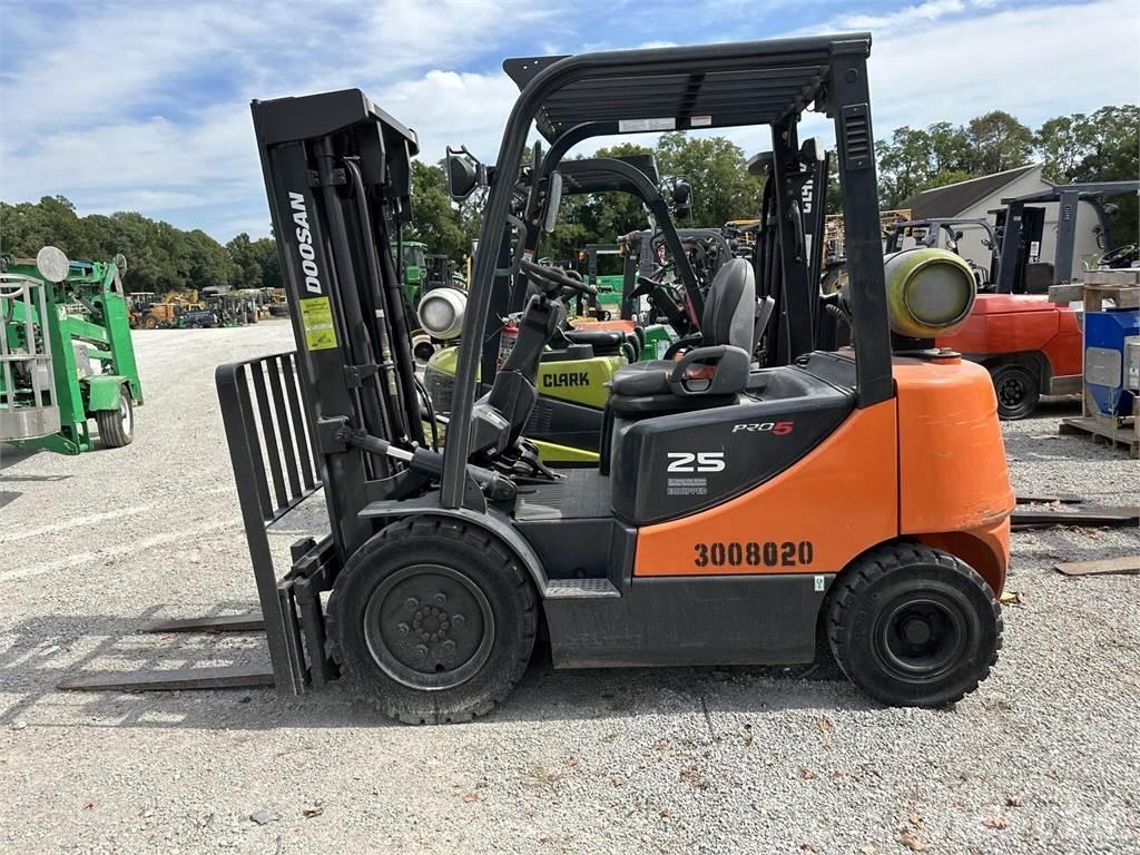 Doosan G25P-5 Strivuitoare-altele