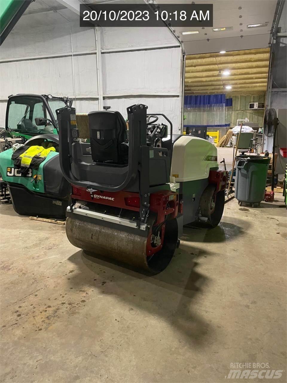 Dynapac CC1200 VI Cilindri compactori dubli