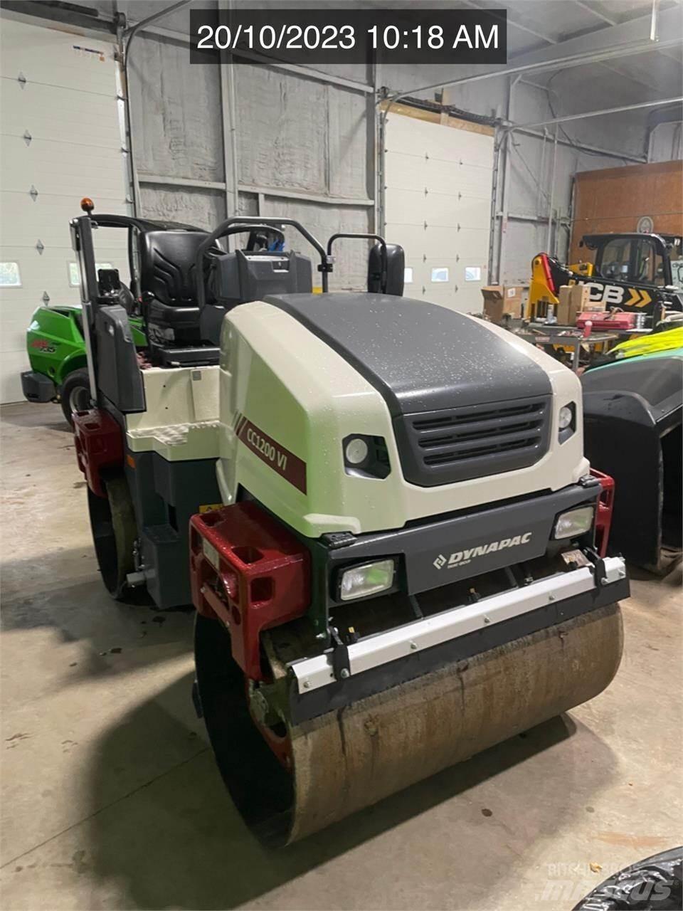 Dynapac CC1200 VI Cilindri compactori dubli