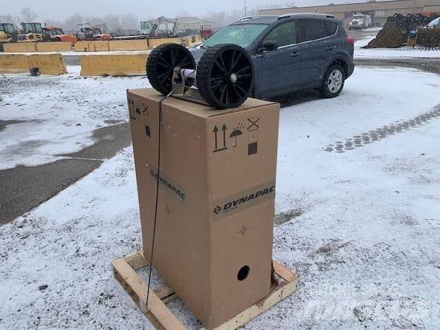Dynapac DR7X Cilindri compactori tractabili cu vibratii