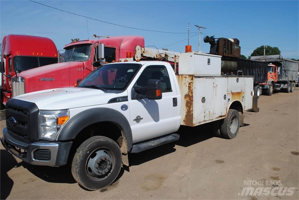 Ford F550 Municipal/vehicul cu uz general