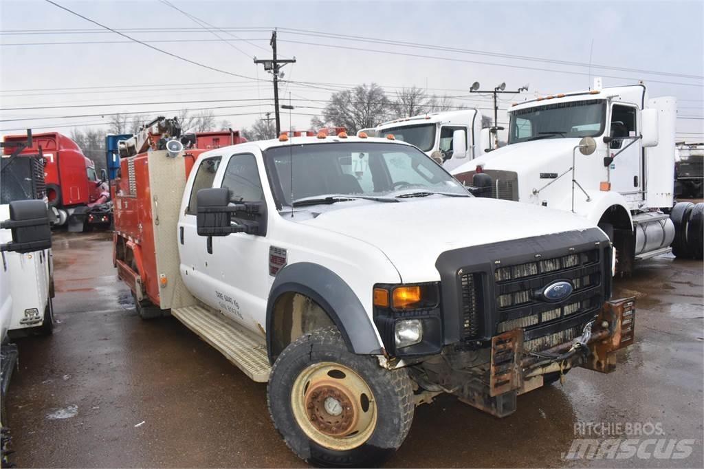 Ford F550 Municipal/vehicul cu uz general