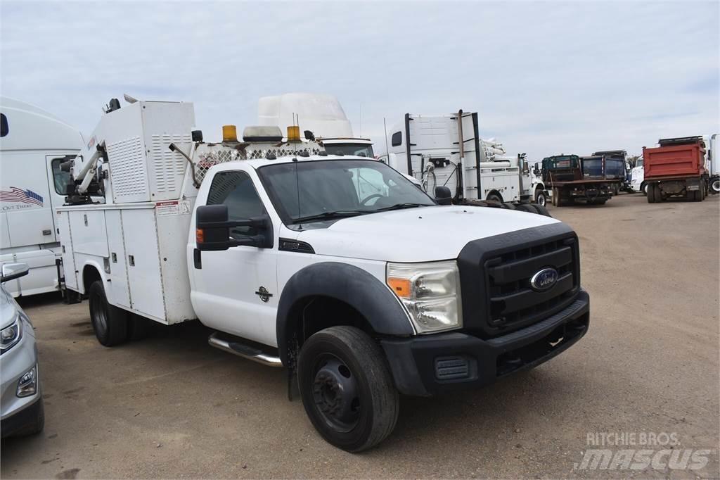Ford F550 Municipal/vehicul cu uz general