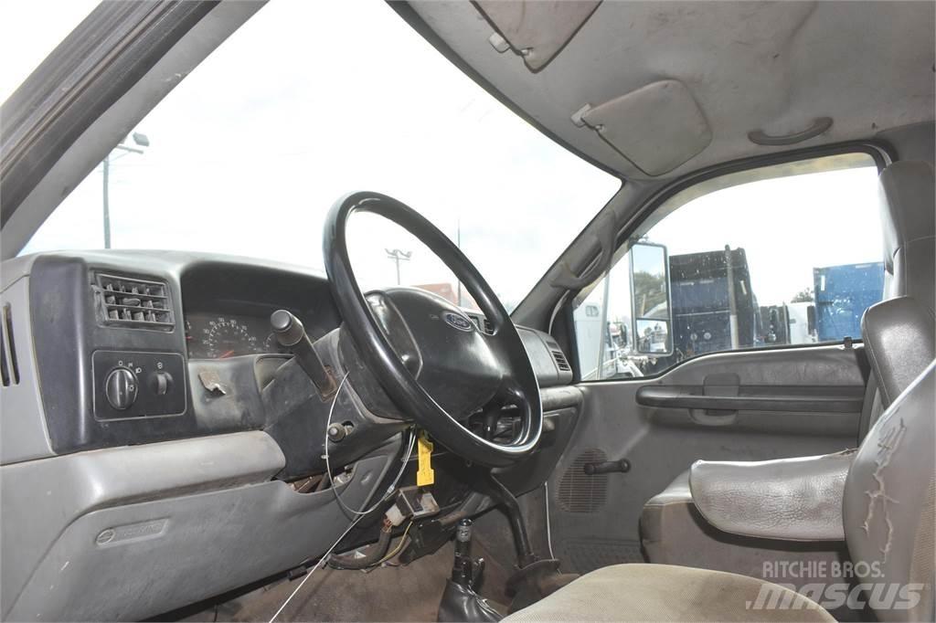 Ford F650 Municipal/vehicul cu uz general