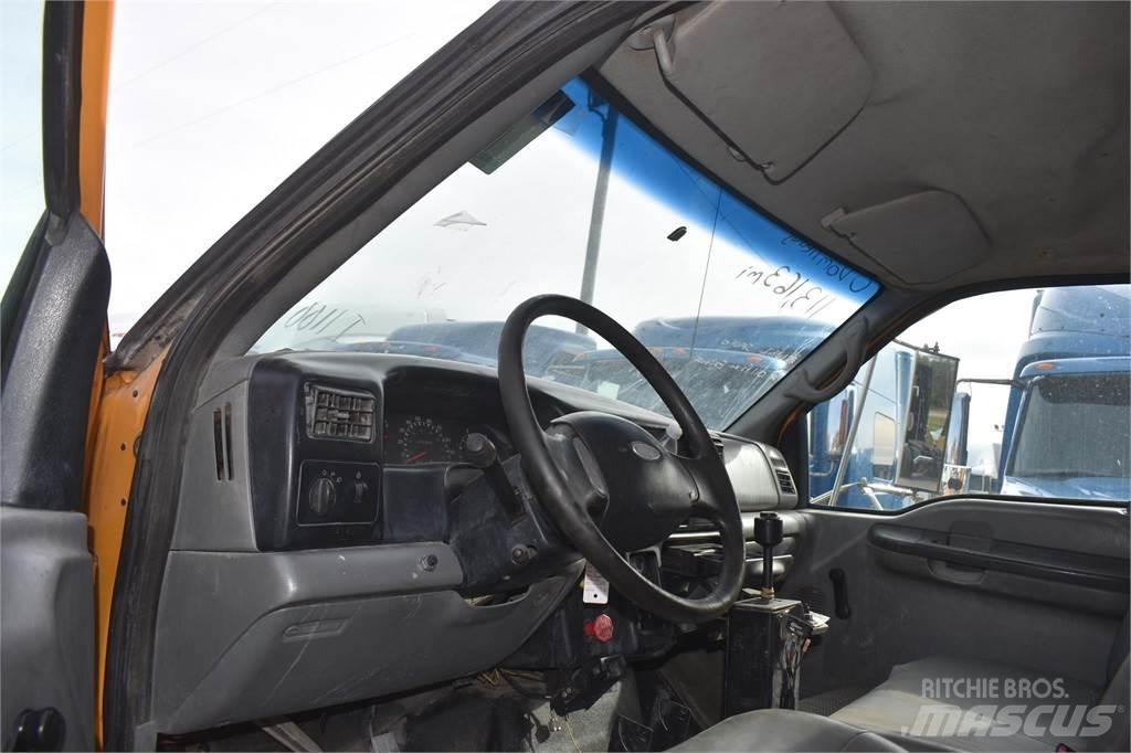 Ford F750 Autobasculanta
