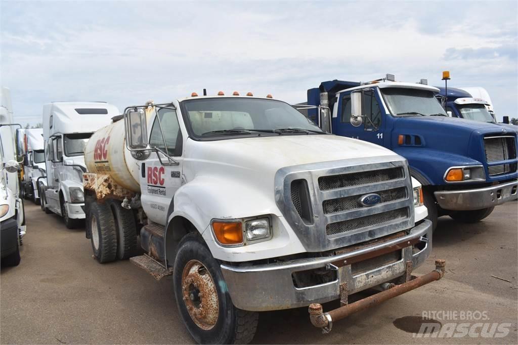 Ford F750 Cisterne