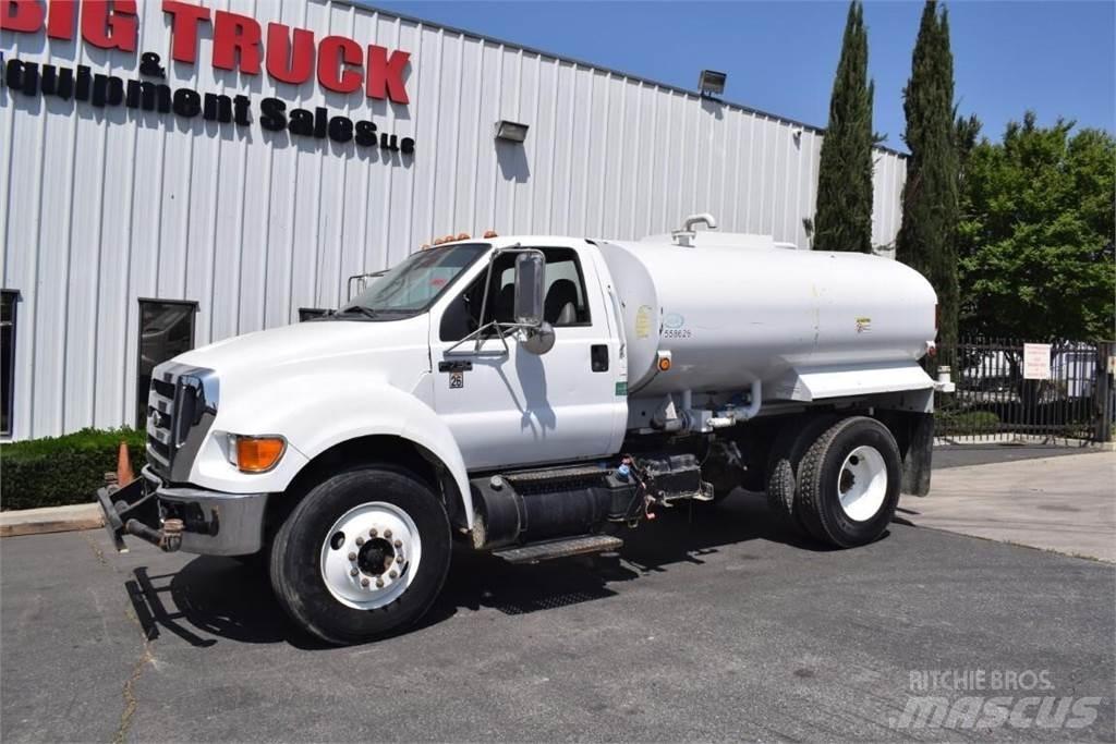 Ford F750 Cisterne