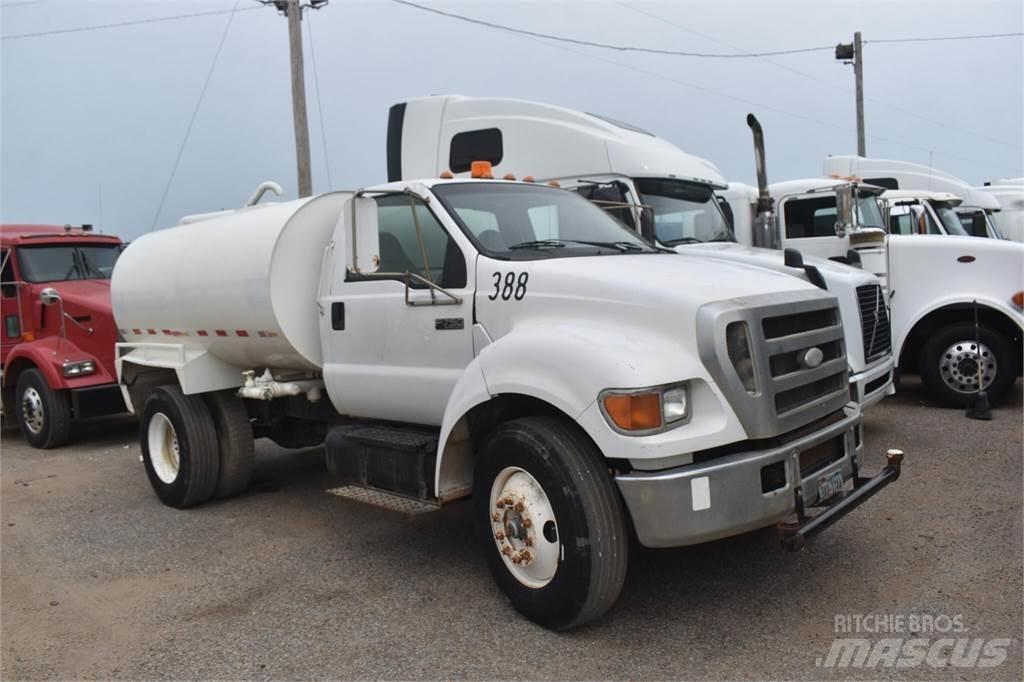 Ford F750 Cisterne