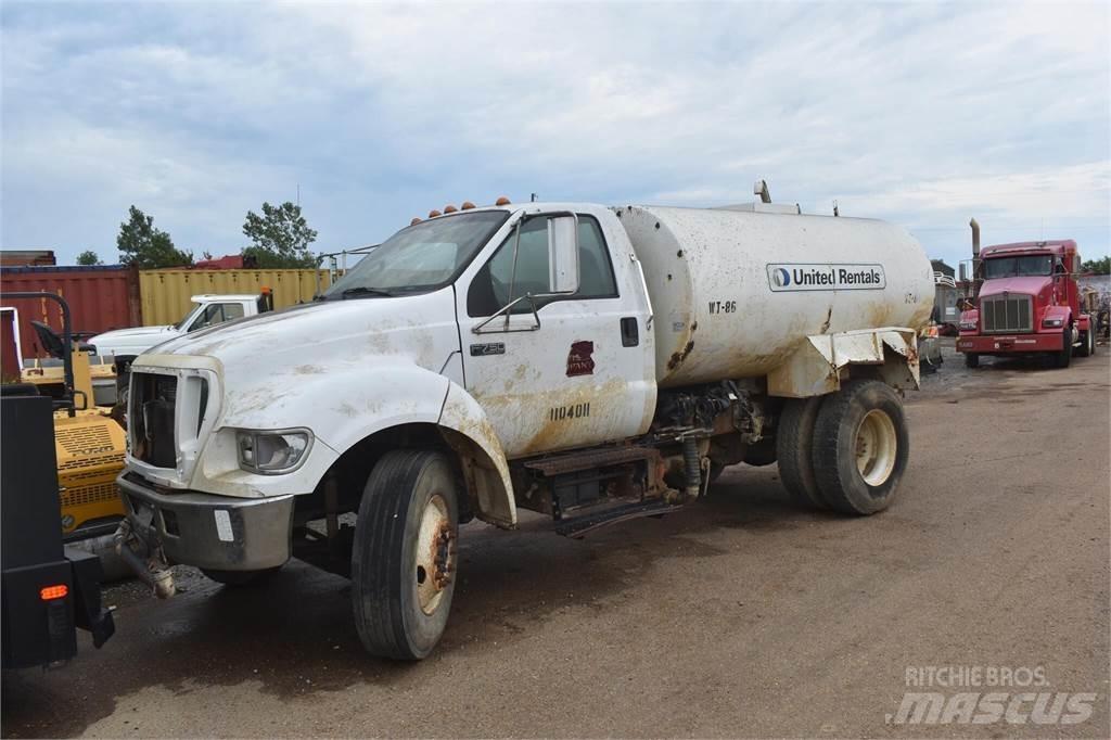 Ford F750 Cisterne