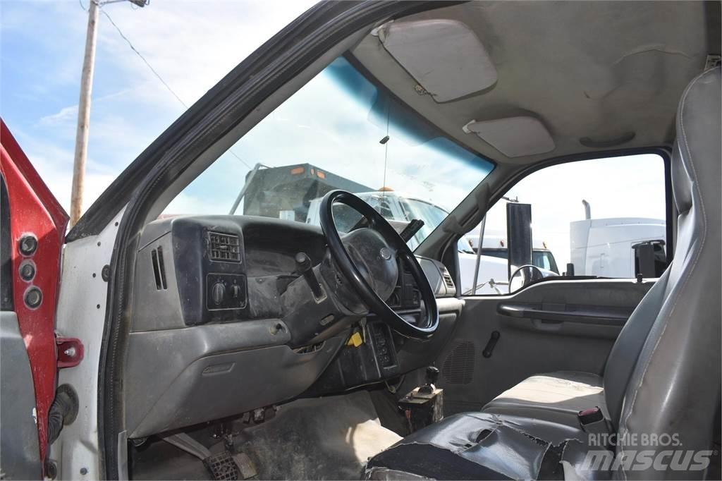 Ford F750 Autobasculanta