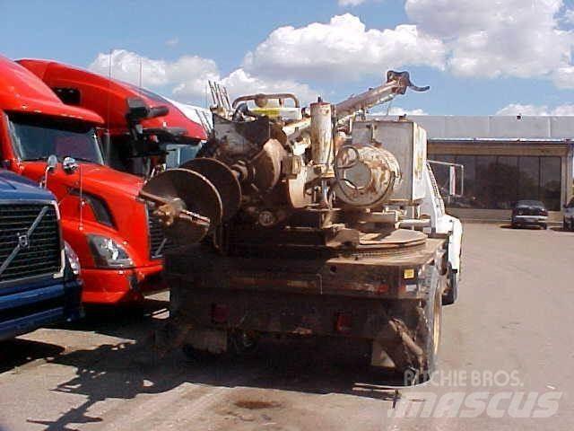 Ford F800 Municipal/vehicul cu uz general