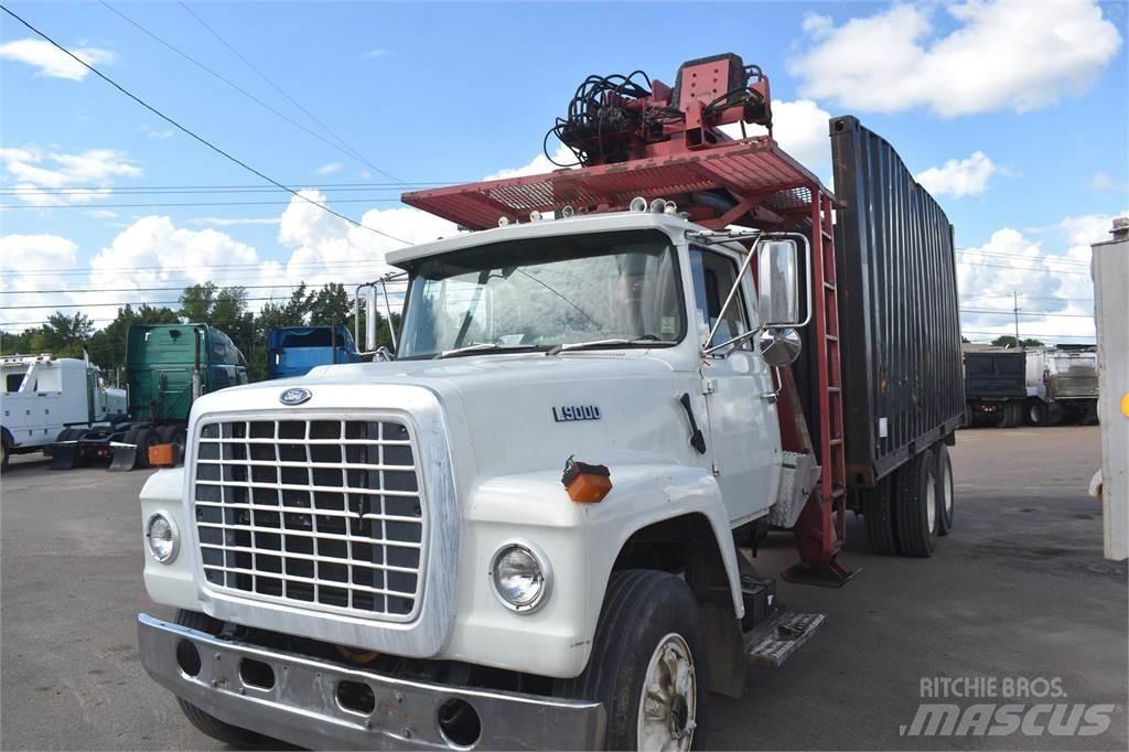 Ford L9000 Camioane cu macara