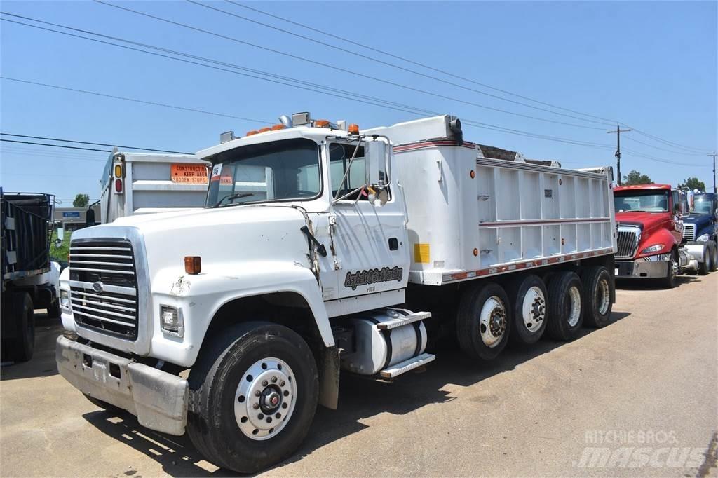 Ford LT9000 Autobasculanta