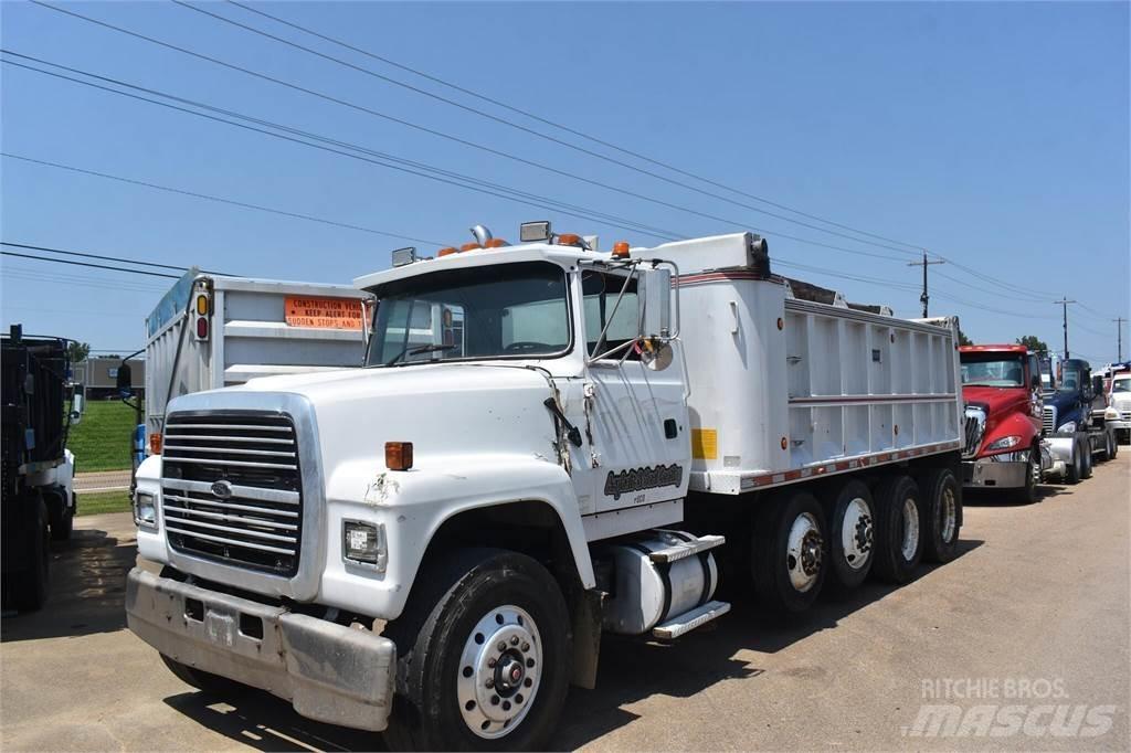Ford LT9000 Autobasculanta