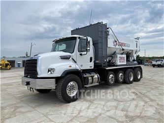 Freightliner 114SD Betoniera