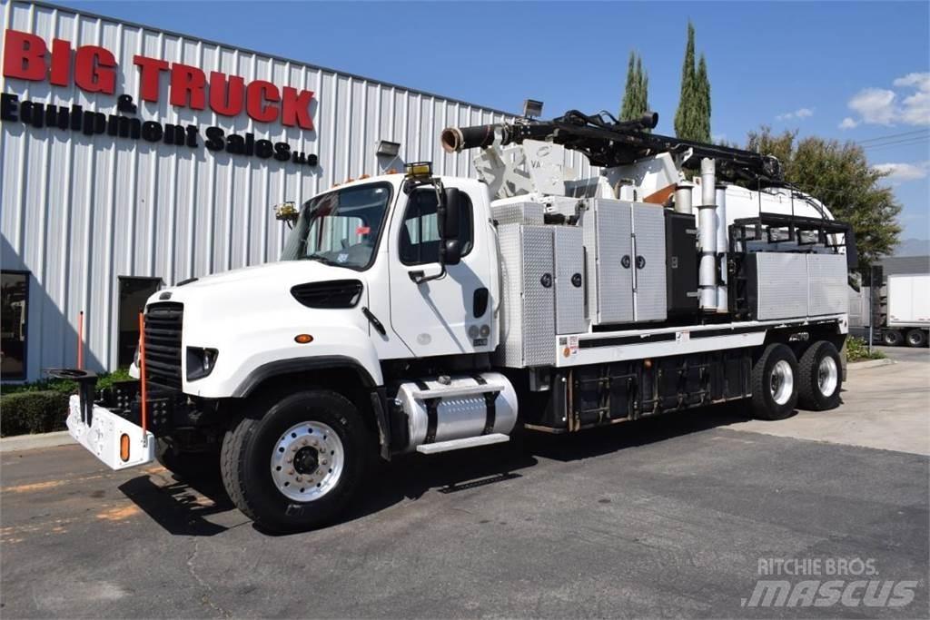 Freightliner 114SD Cisterne
