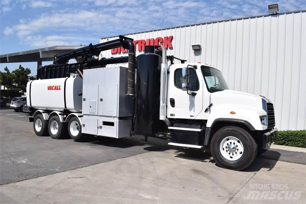 Freightliner 114SD Cisterne