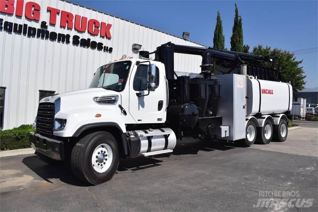 Freightliner 114SD Cisterne