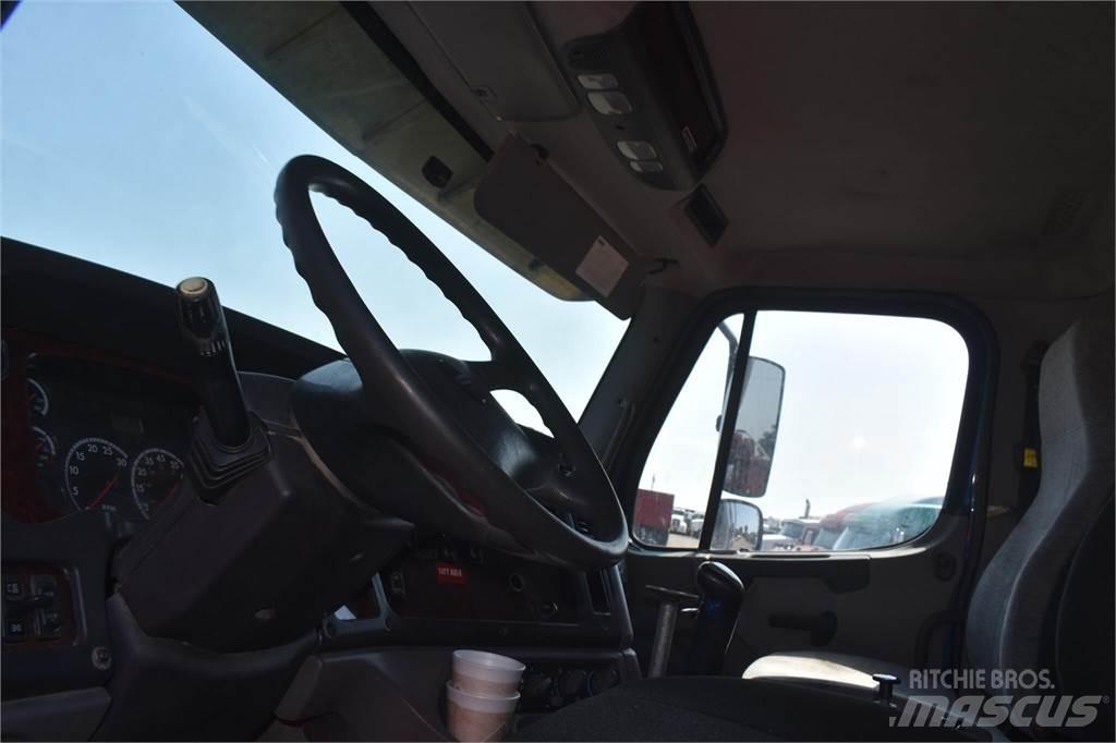 Freightliner 114SD Autobasculanta