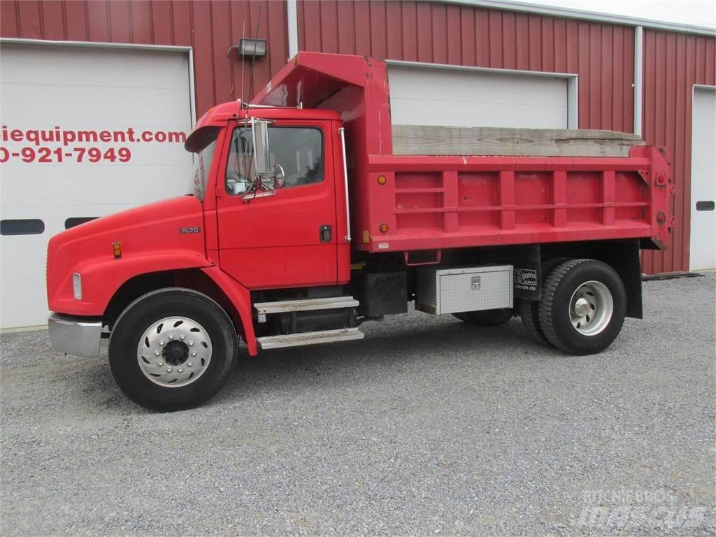 Freightliner FL70 Autobasculanta