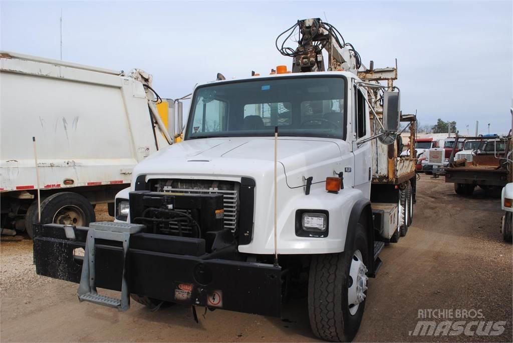 Freightliner FL80 Camioane cu macara