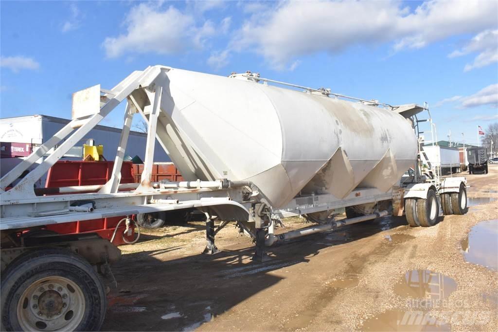 Fruehauf  Remorci Cisterne