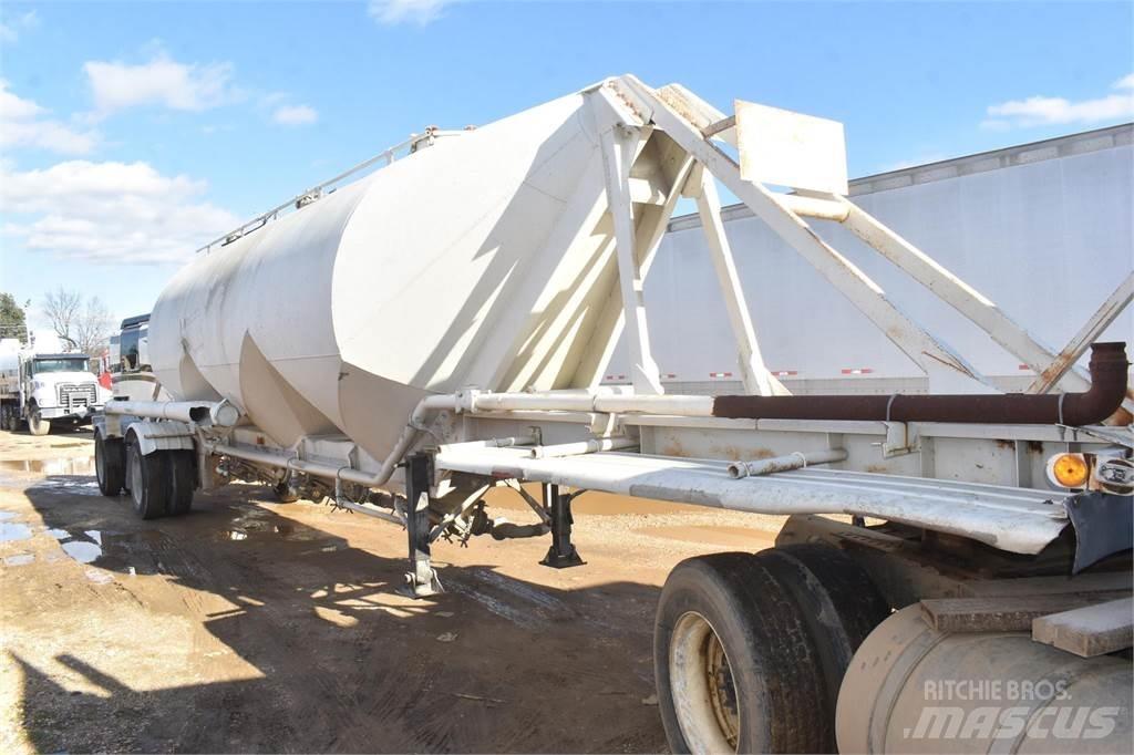 Fruehauf  Remorci Cisterne