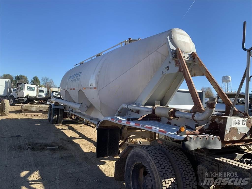Fruehauf  Remorci Cisterne