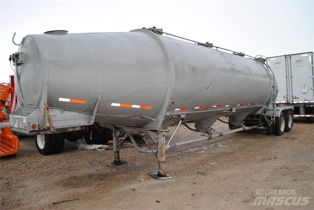 Fruehauf  Remorci Cisterne