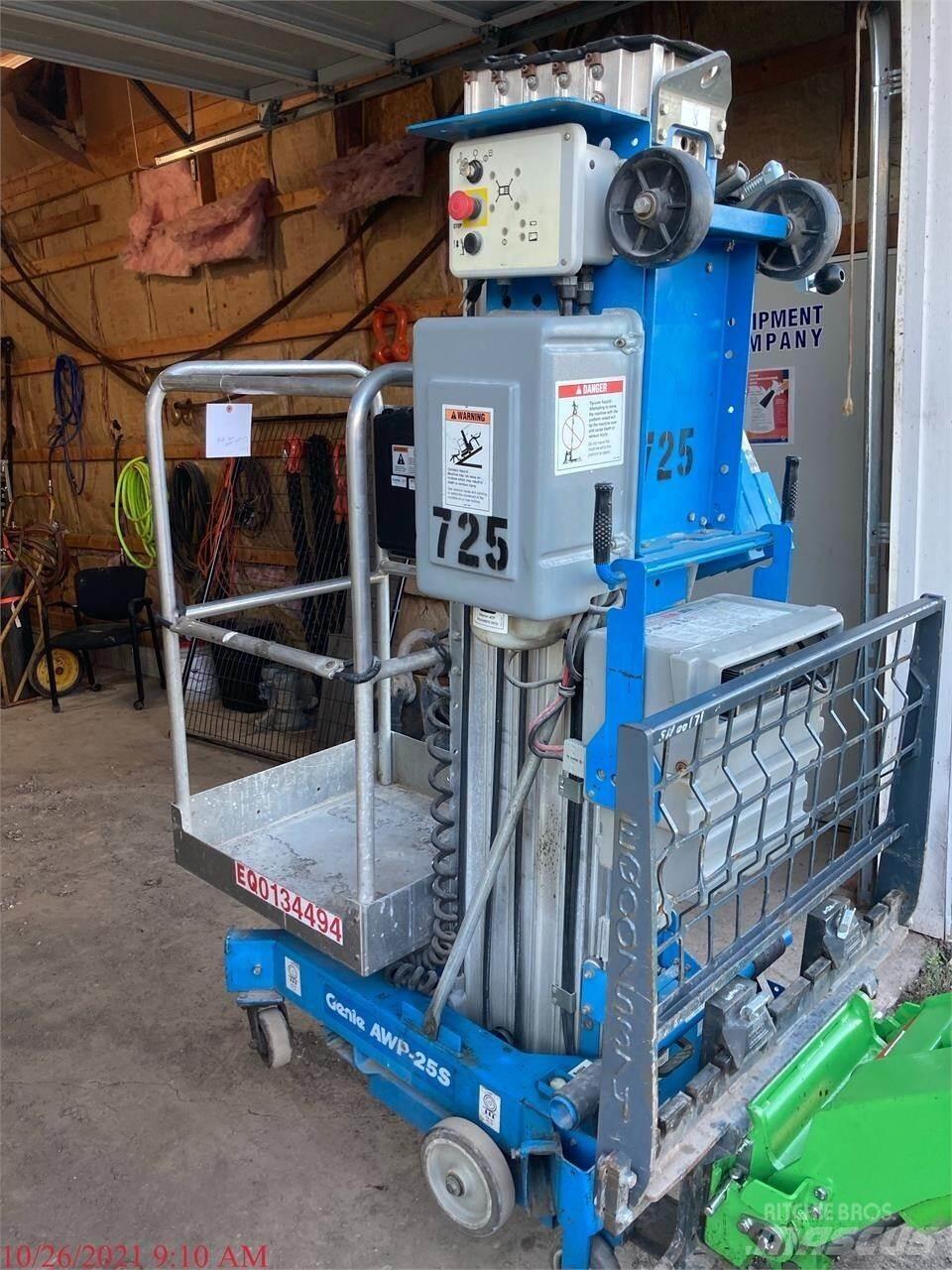 Genie AWP25S Ascensoare verticale catarg