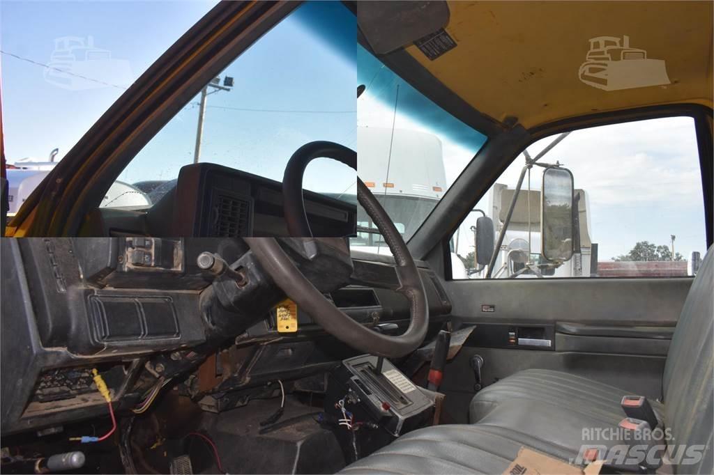 GMC TOPKICK C6500 Autobasculanta