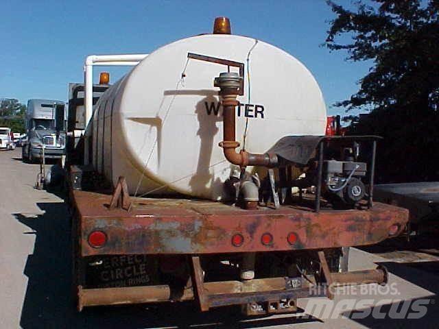 GMC TOPKICK C6500 Cisterne