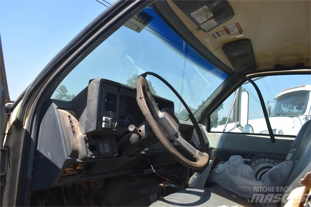 GMC TOPKICK C7500 Autobasculanta
