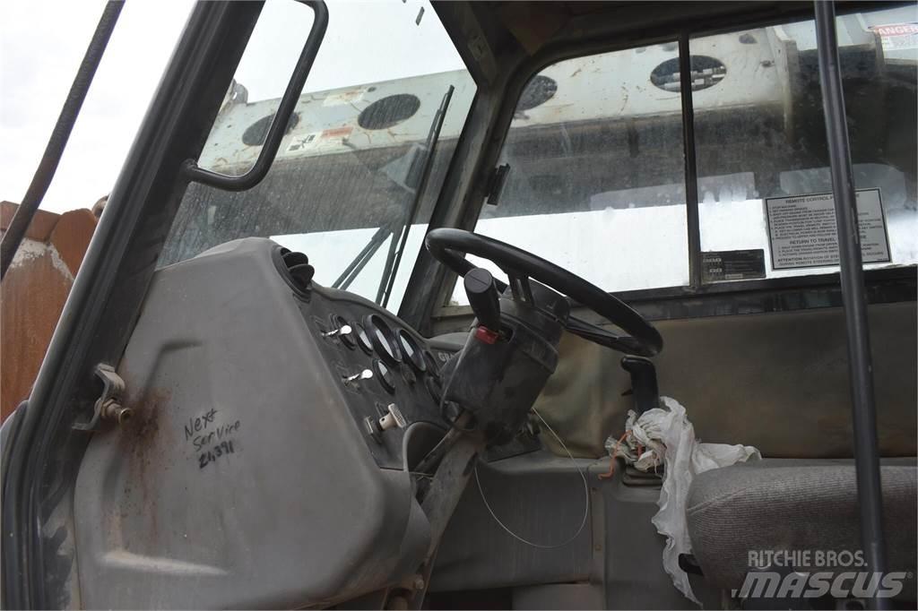 Gradall XL4100 II Excavatoare cu roti