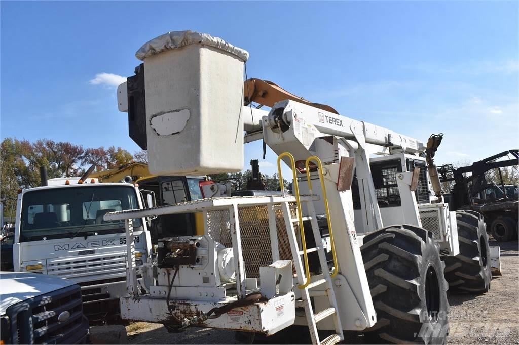 Hi-Ranger XT55 Platforme aeriene montate pe camion