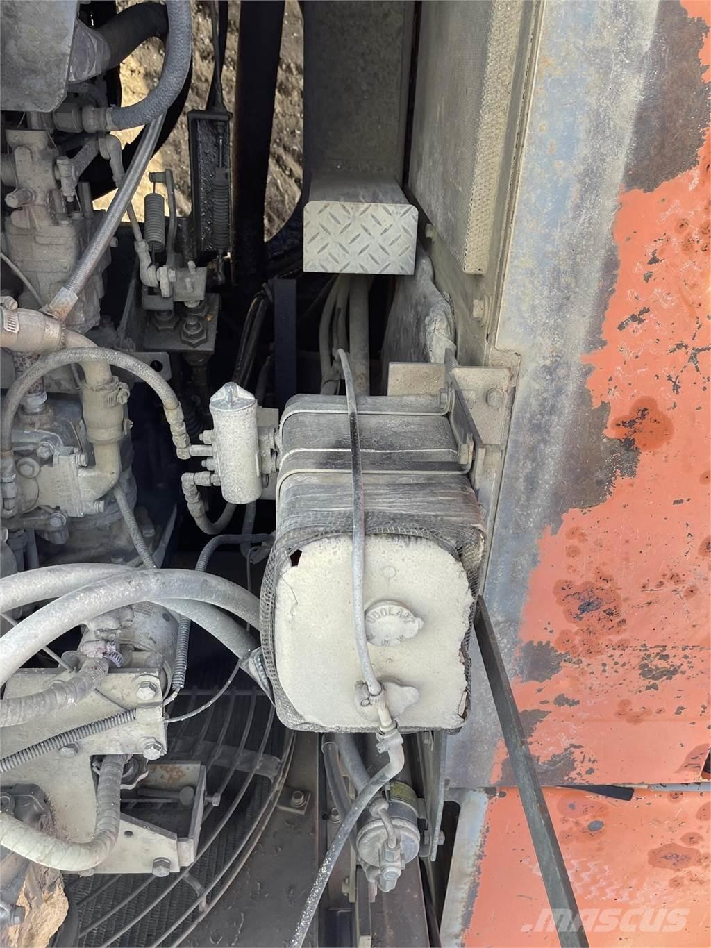 Hitachi EX700 Excavatoare pe șenile
