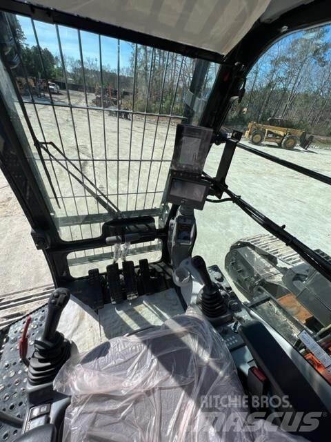 Hitachi KMC500S Paleta de manipulare