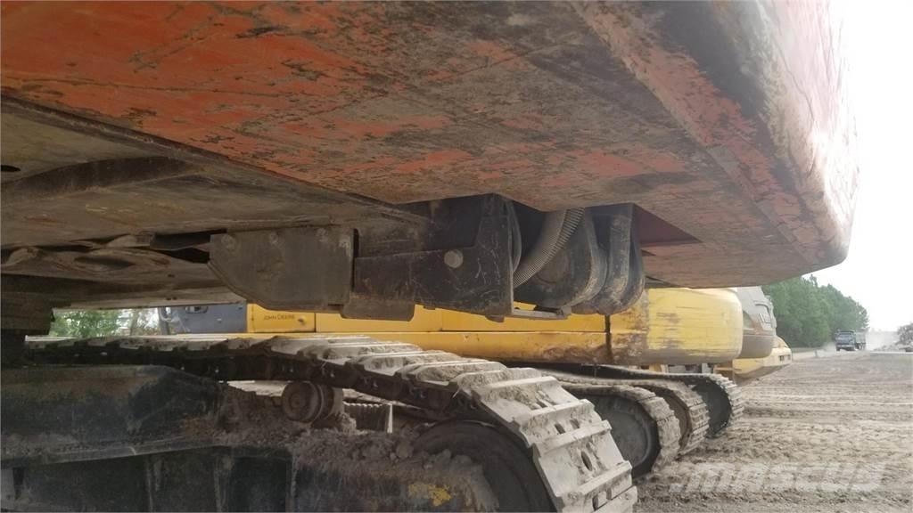 Hitachi ZX670 LC-5B Excavatoare pe șenile
