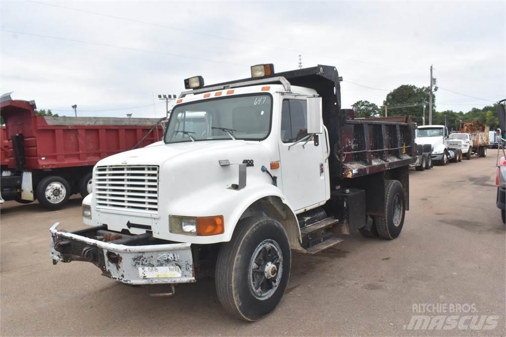 International 4700 Autobasculanta