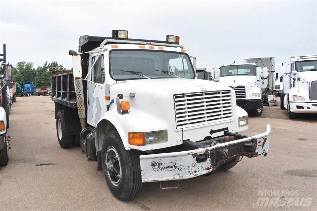International 4700 Autobasculanta