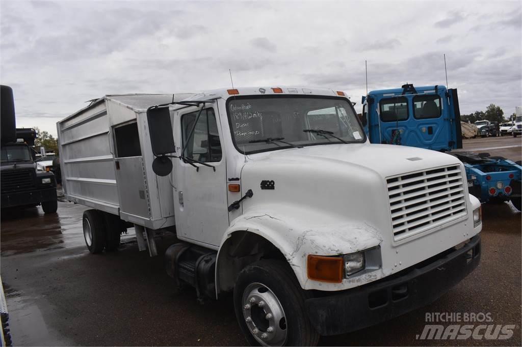 International 4700 Autobasculanta