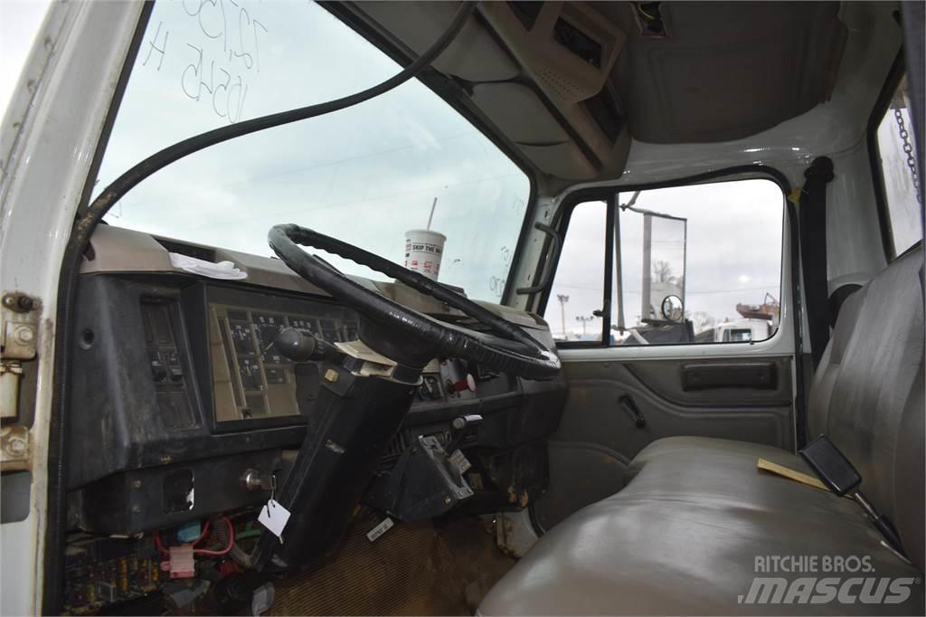 International 4700 Municipal/vehicul cu uz general