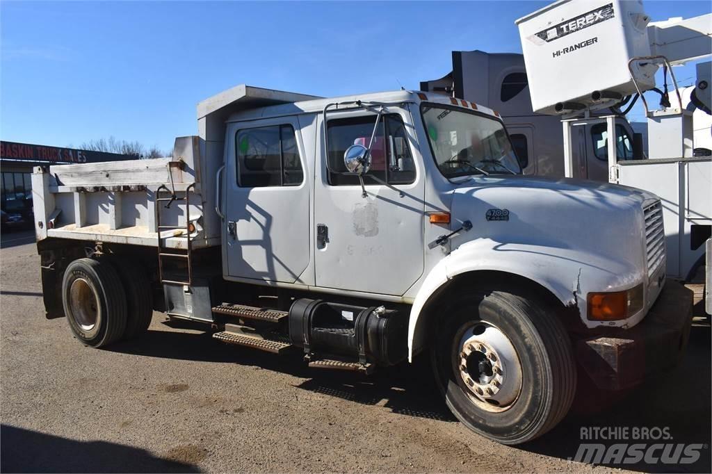 International 4700 Autobasculanta