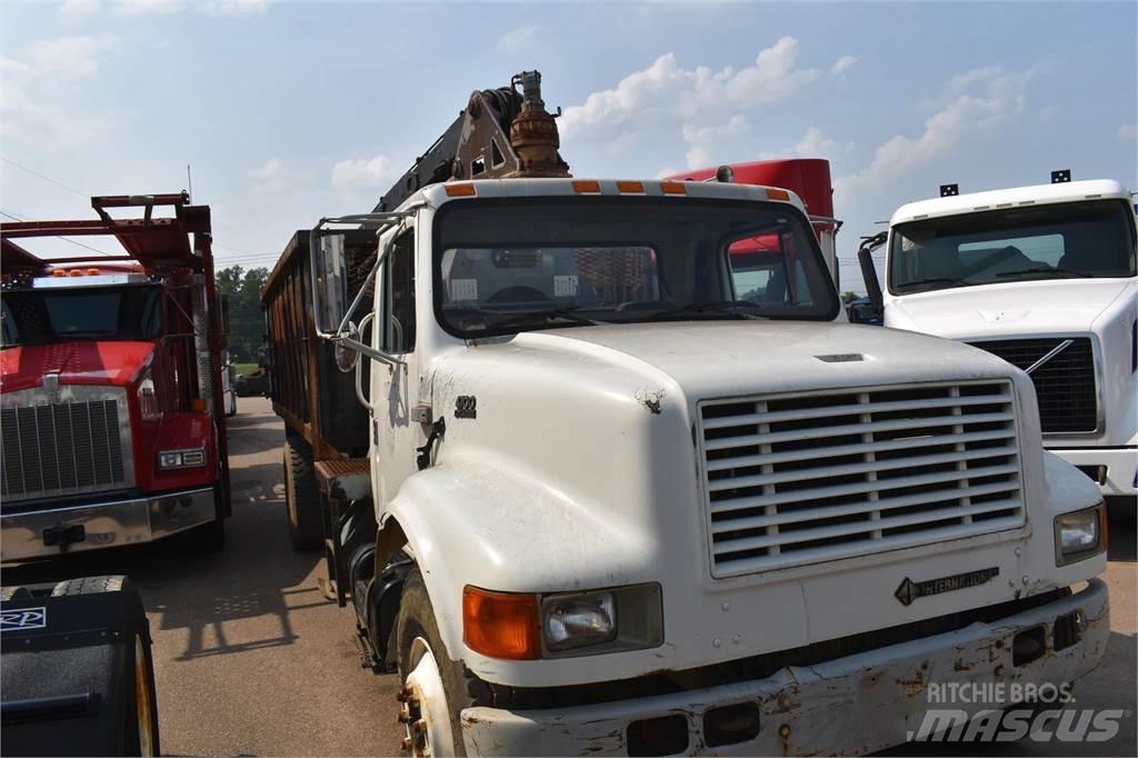International 4900 Camioane cu macara