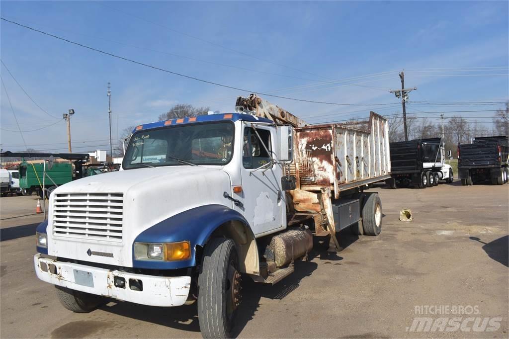International 4900 Camioane cu macara