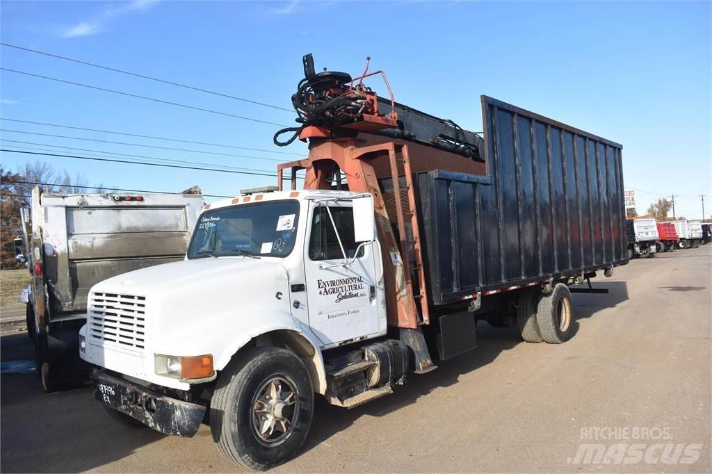 International 4900 Camioane cu macara