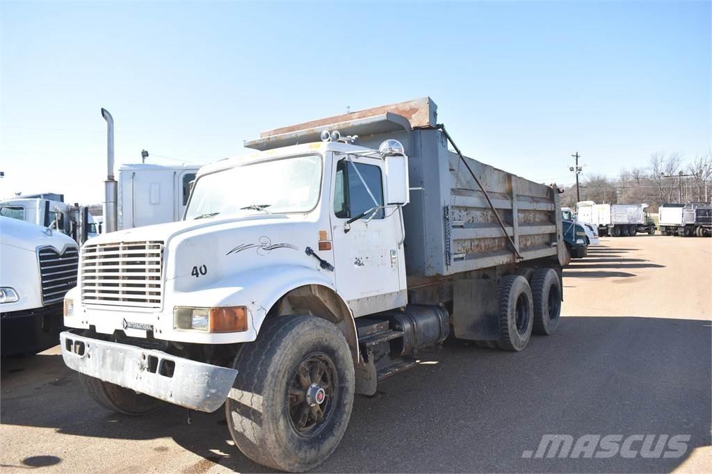 International 4900 Autobasculanta