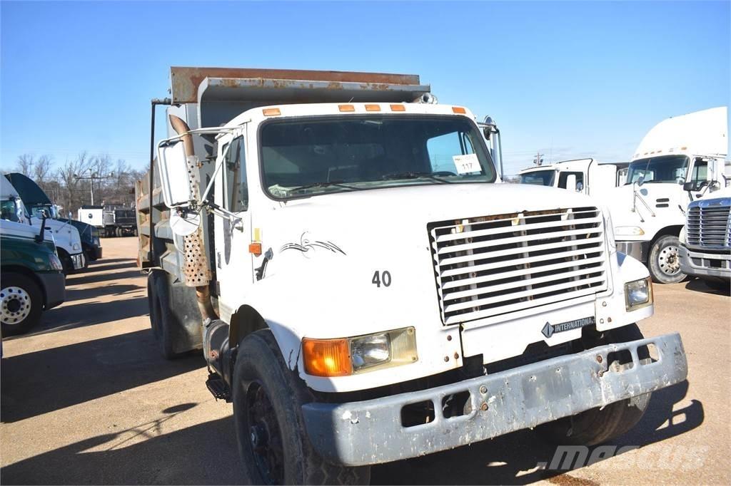 International 4900 Autobasculanta