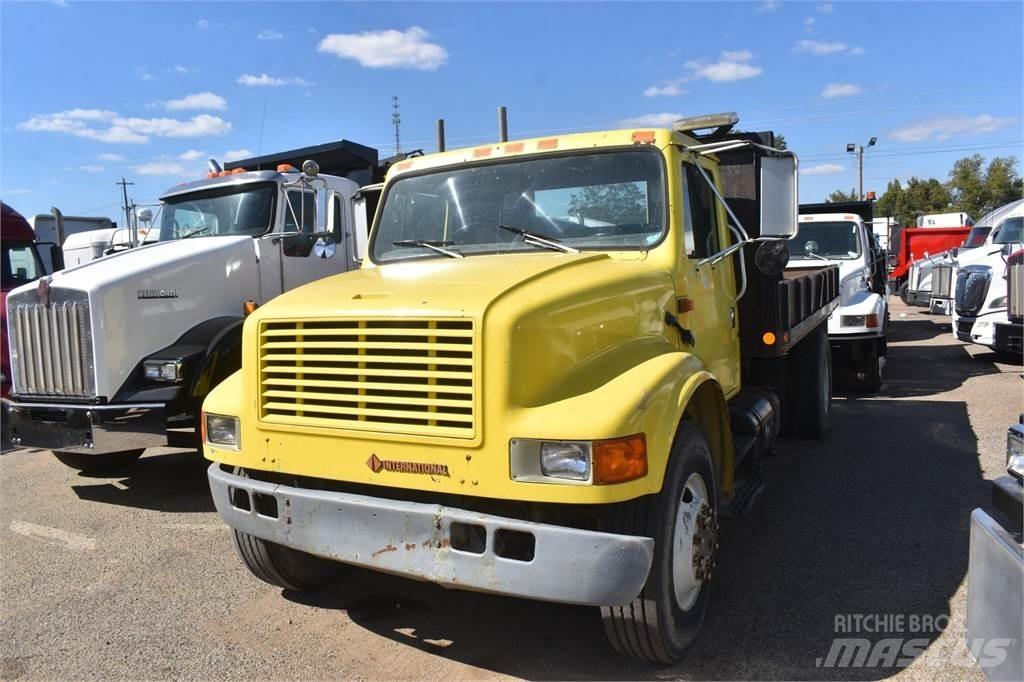 International 4900 Autobasculanta